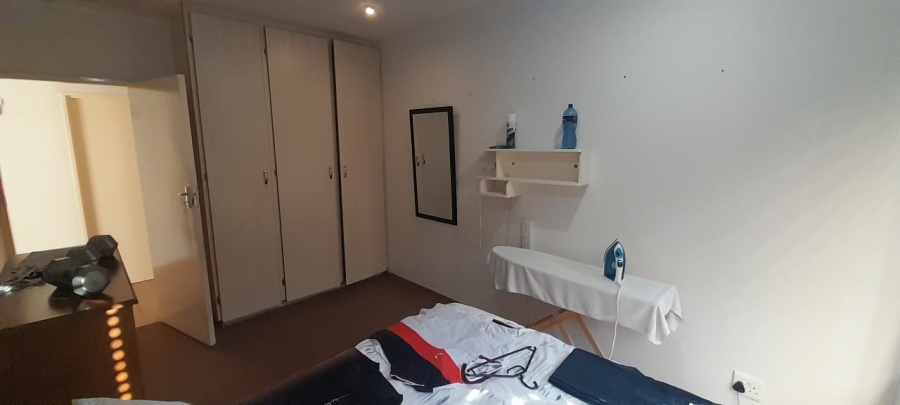 To Let 2 Bedroom Property for Rent in Flamwood North West
